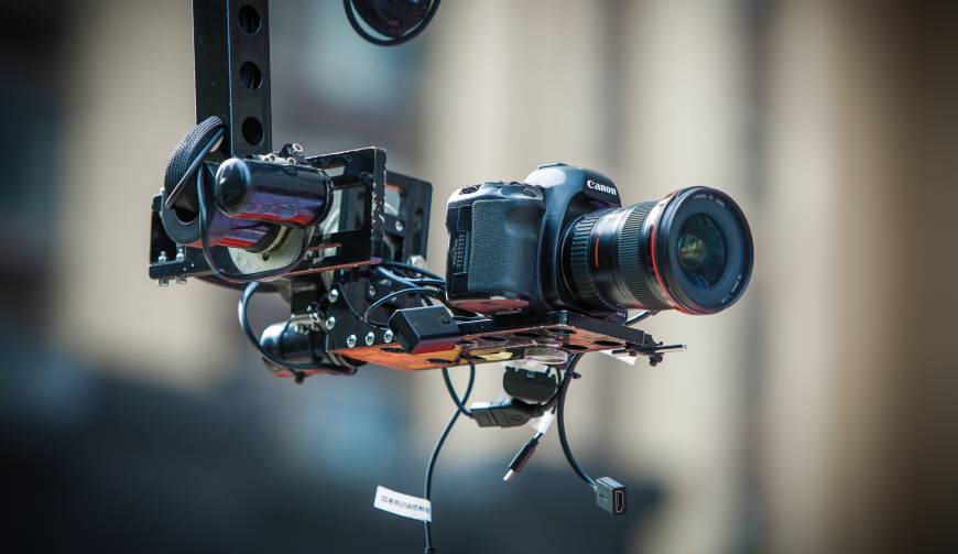 科技赋能生活：称多县产品视频拍摄开启智能新时代